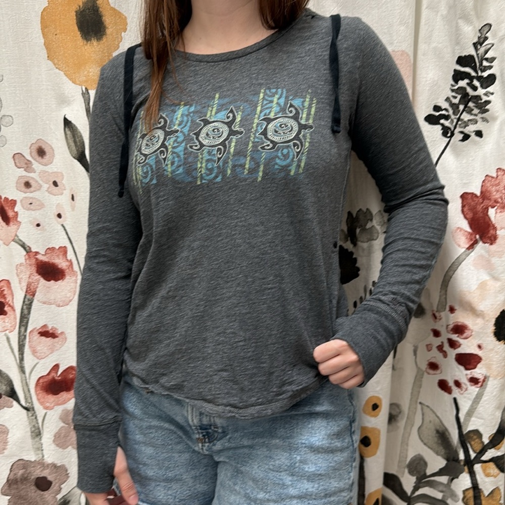 Women’s Crazy Shirts Grey Hawaiian Turtle Print Sweatshirt. Size S - Picture 9 of 13